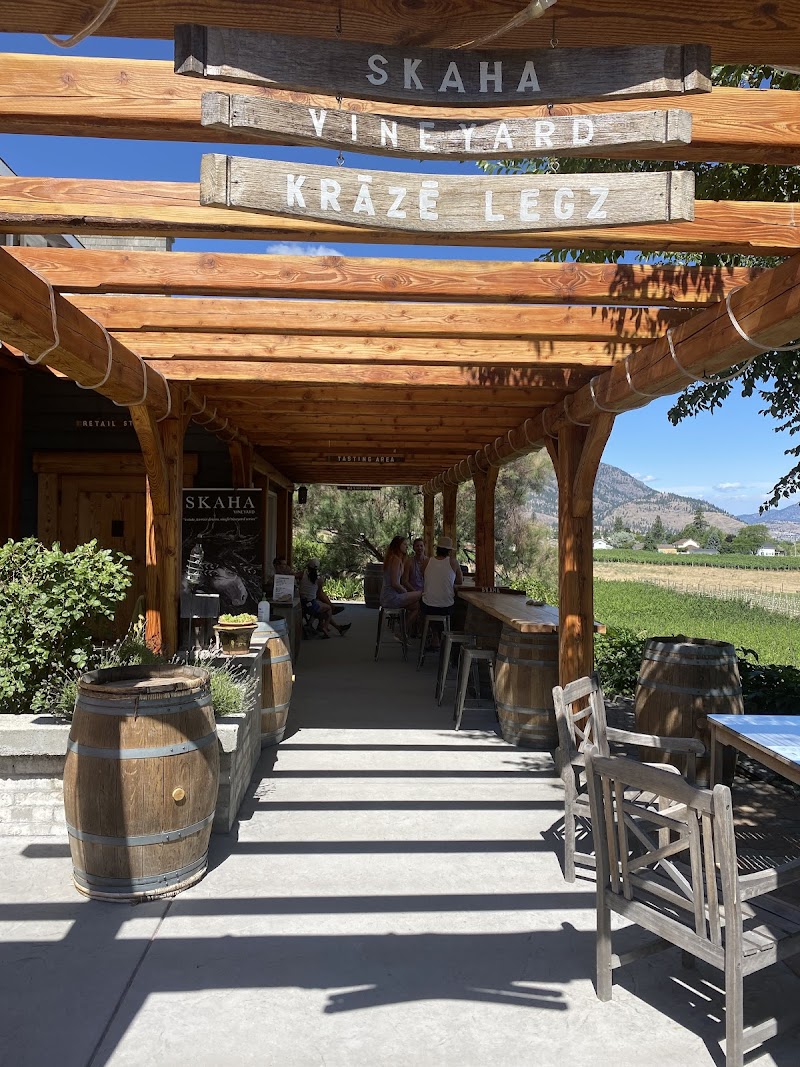 Kraze Legz Vineyard and Winery / SKAHA Vineyard 4