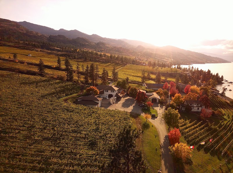 St Hubertus & Oak Bay Estate Winery — photo 1
